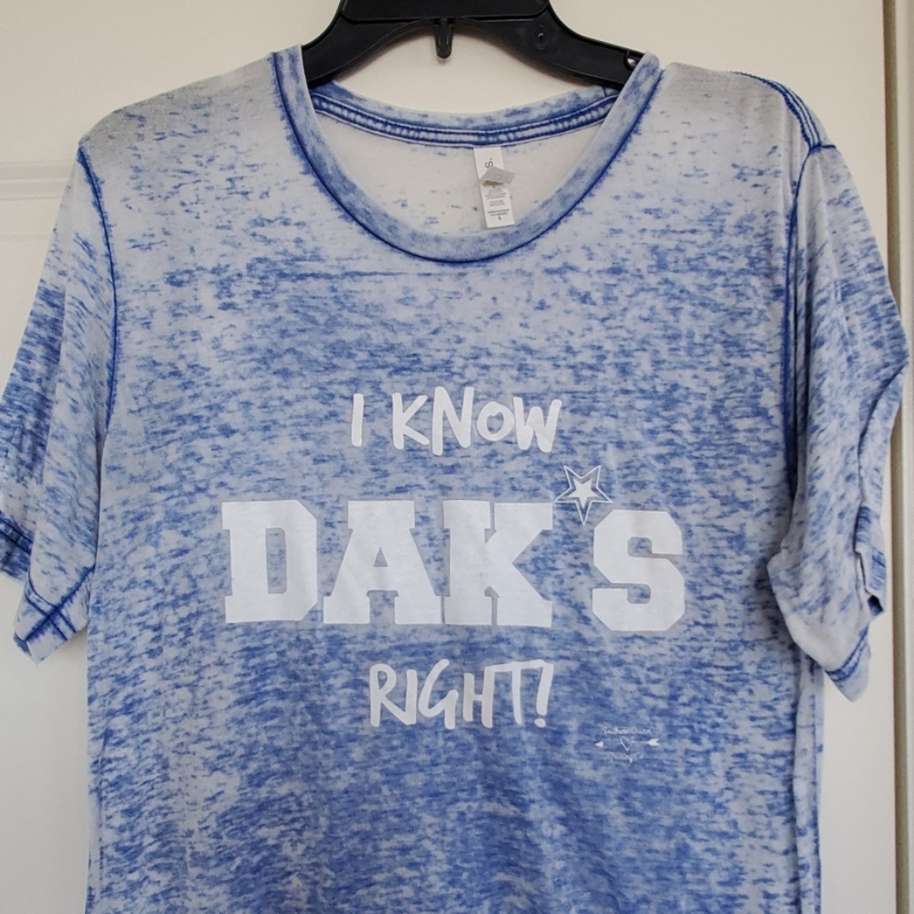 Dallas cowboy "I know daks right" t shirt size S